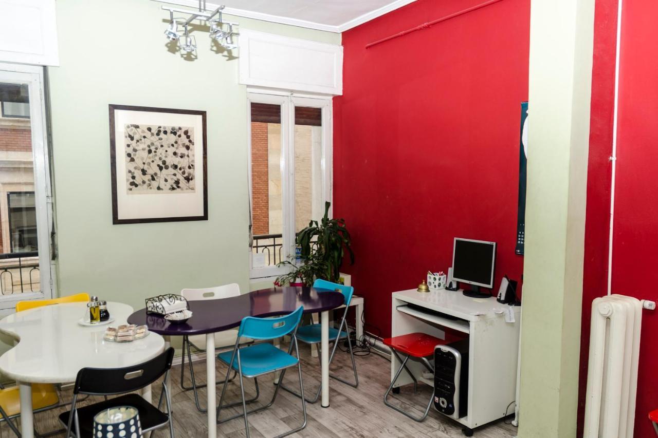 Pension Blanca B&B León Exteriör bild