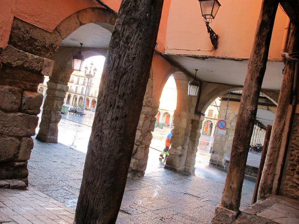 Pension Blanca B&B León Exteriör bild