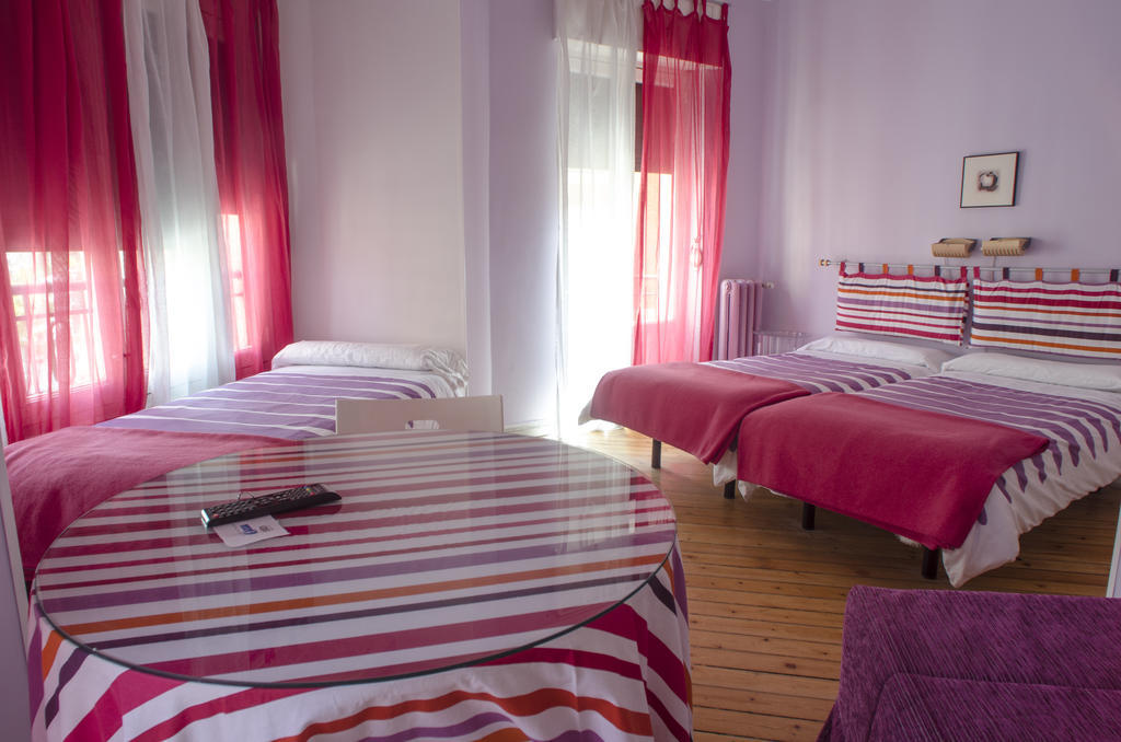 Pension Blanca B&B León Rum bild